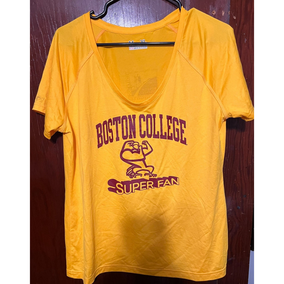 Boston College Under Armour superfan women's short sleeve t-shirt size XL NWOT - Picture 1 of 10